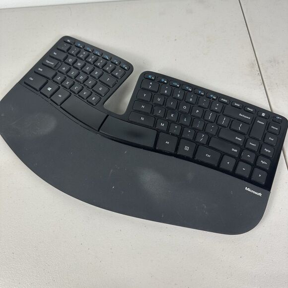 Microsoft Surface Edition 1559 Sculpt Ergonomic Wireless PC Keyboard No Dongle - Picture 1 of 6